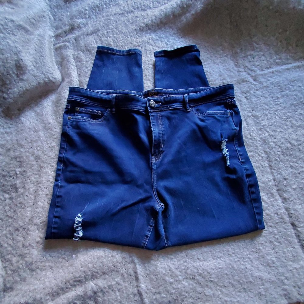 Lightly distressed Love & Legend jeggings - size 20